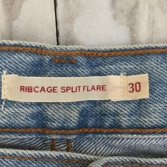 Levi's Ribcage Split Fare Jean 30 - Picture 10 of 16